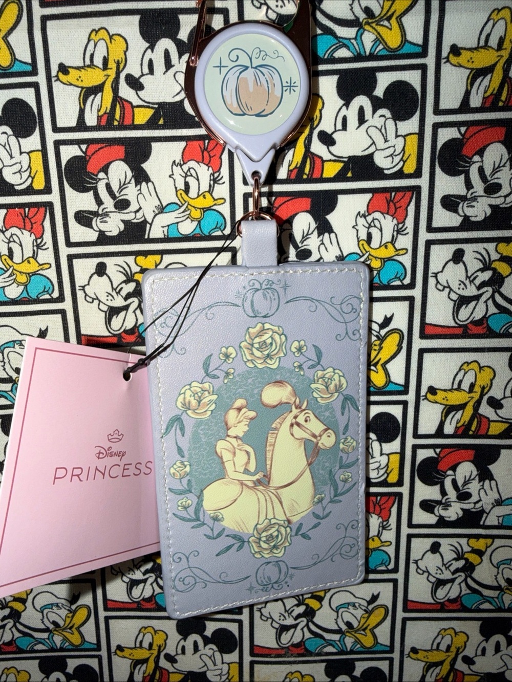 Disney Cinderella Carriage Horse Floral Retractable Lanyard Rose Gold Tone NWT